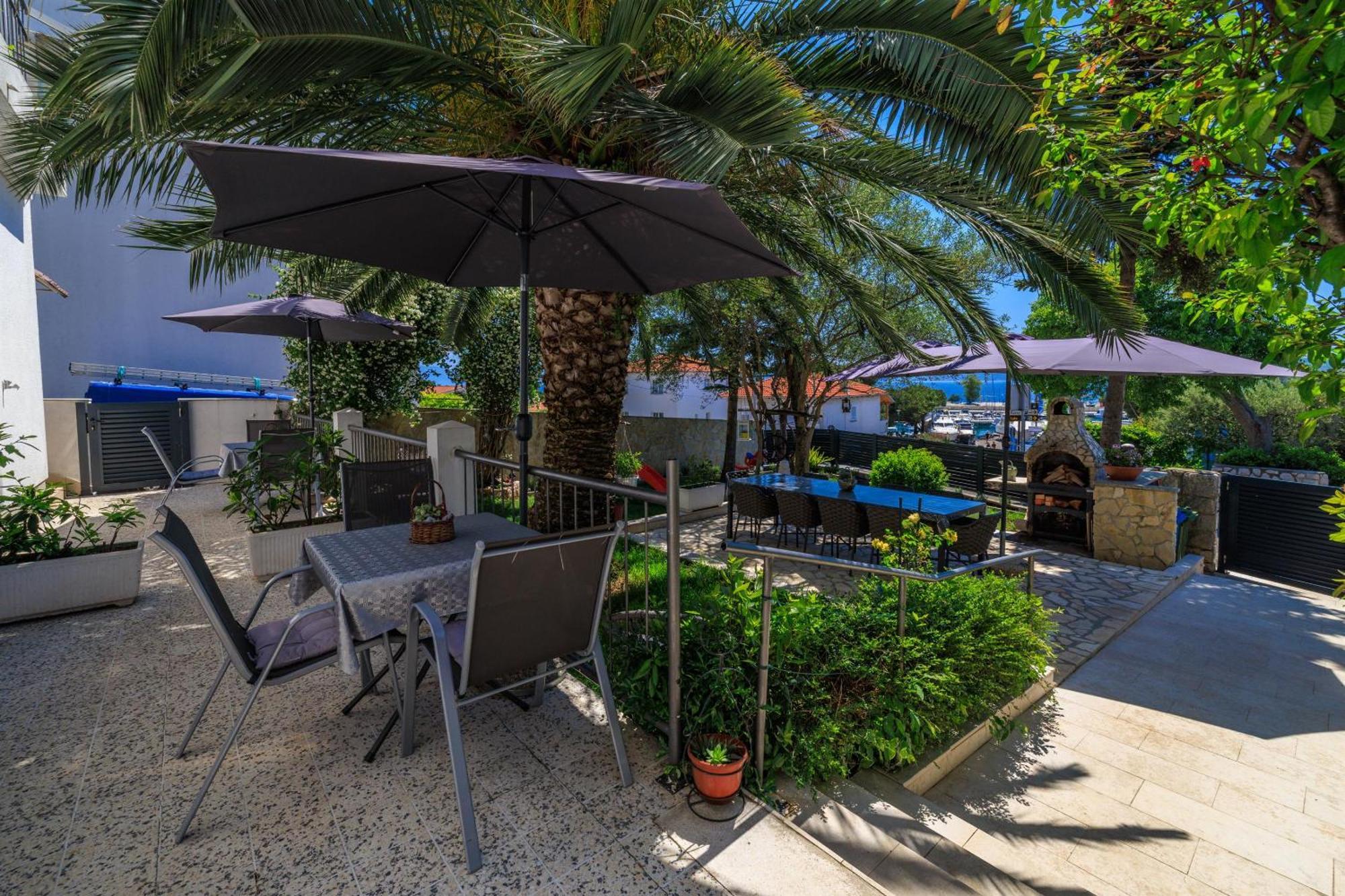 Apartment Andry 2 Crikvenica Buitenkant foto
