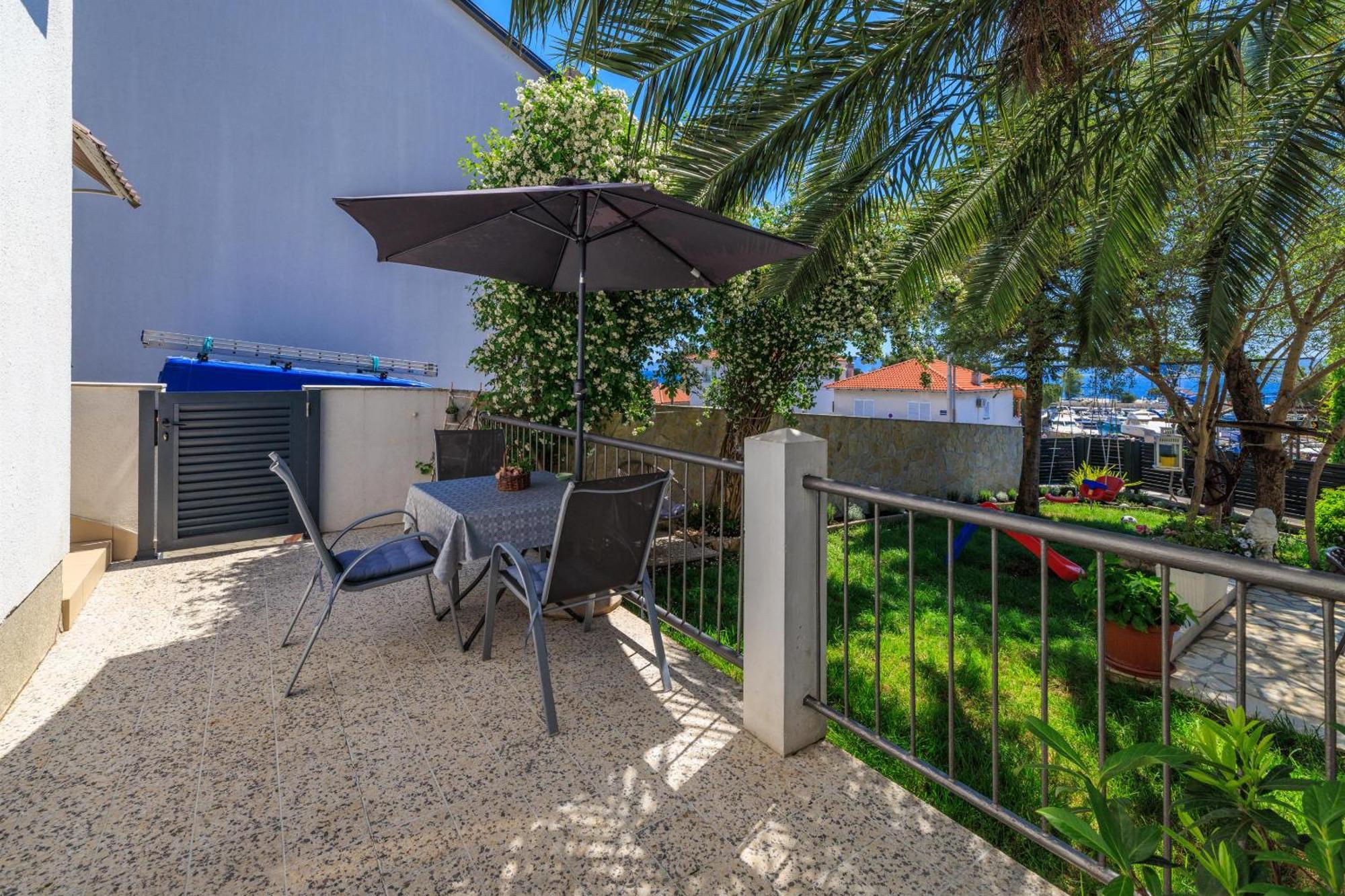 Apartment Andry 2 Crikvenica Buitenkant foto